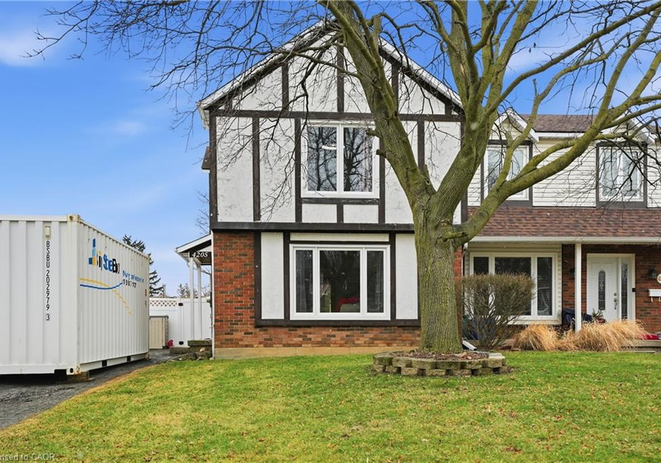 4205-highland-park-drive-beamsville-ontario-40815376