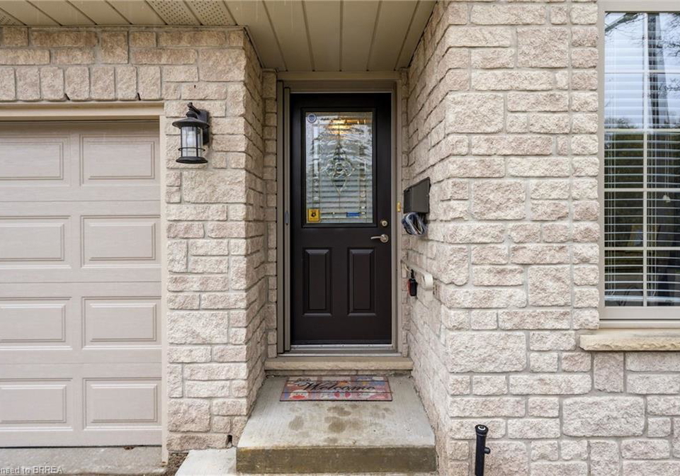 73-morton-avenue-brantford-ontario-40815398