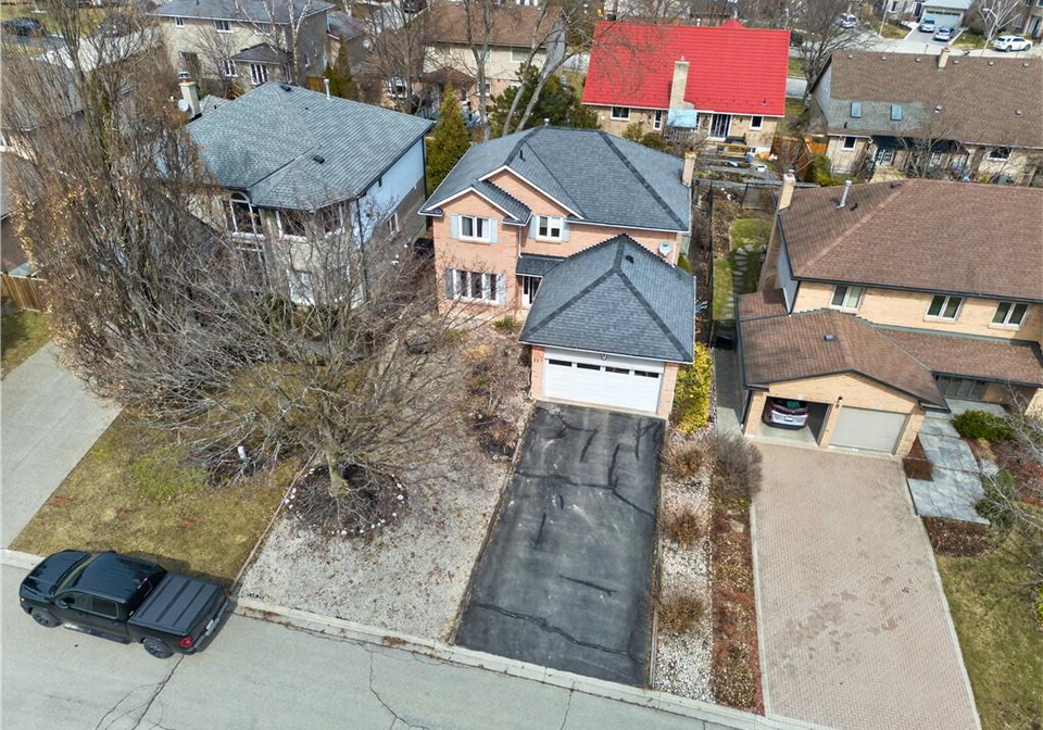 11-giffin-road-dundas-ontario-40815415