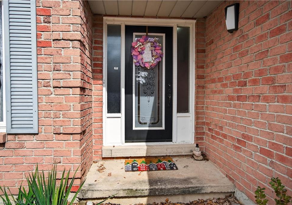 11-giffin-road-dundas-ontario-40815415
