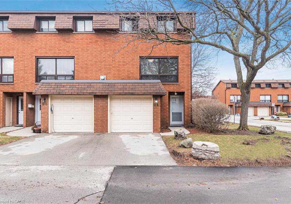 444-stone-church-road-w-hamilton-ontario-40815438