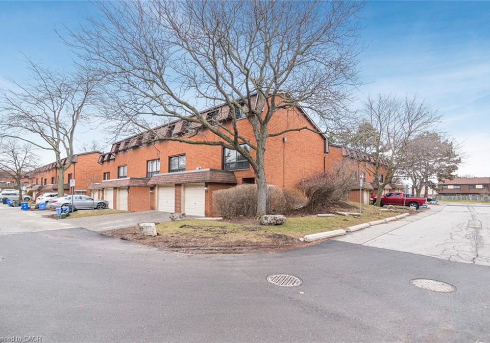 444-stone-church-road-w-hamilton-ontario-40815438