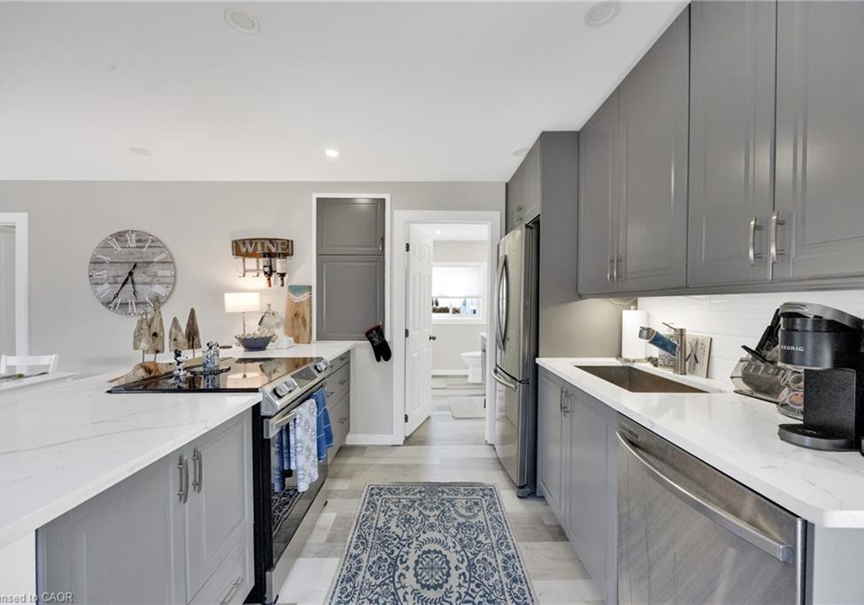 179-cedar-drive-turkey-point-ontario-40815455