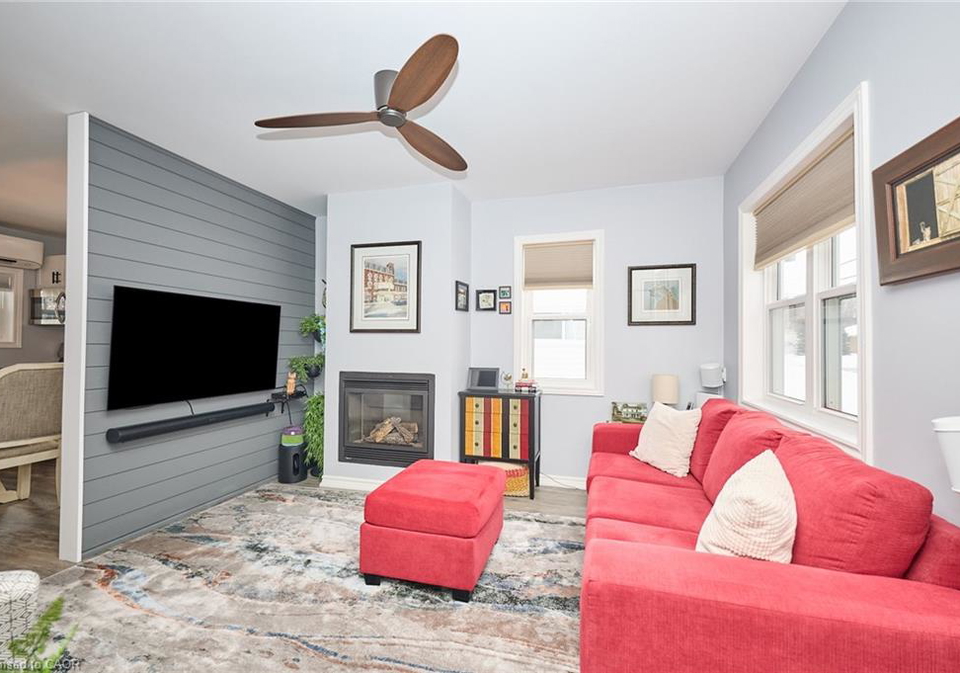 826-pine-street-dunnville-ontario-40815461