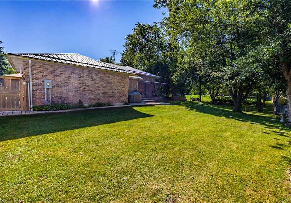 15-davis-street-jarvis-ontario-40815480