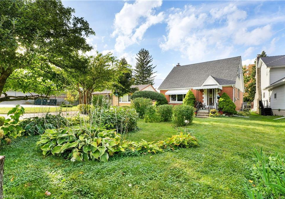 22-graber-place-kitchener-ontario-40815505