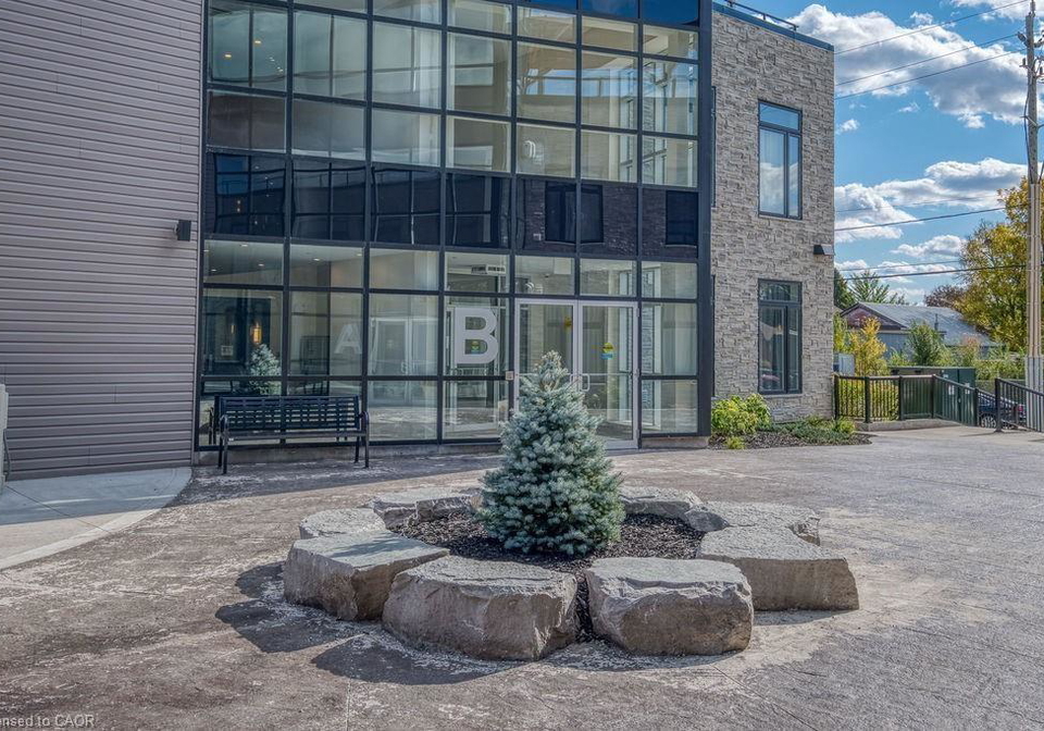 85b-morrell-street-brantford-ontario-40815534