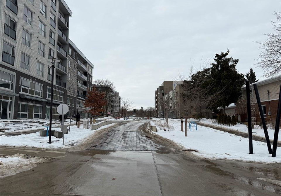 275-larch-street-waterloo-ontario-40815583
