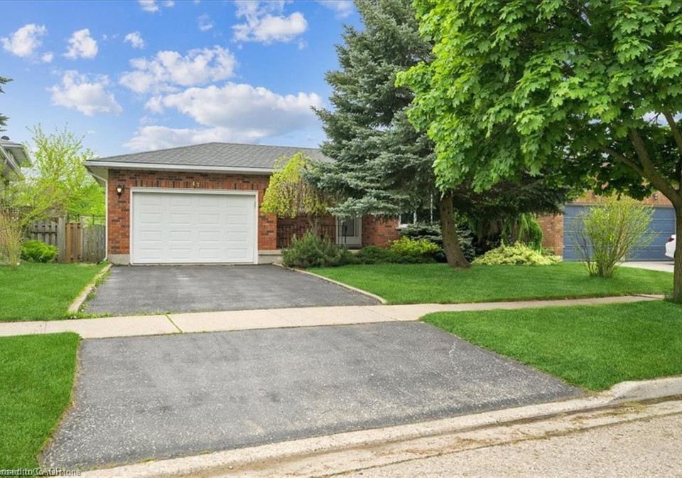 47-claycroft-crescent-kitchener-ontario-40815632