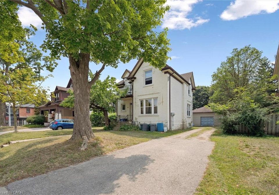 133-joseph-street-kitchener-ontario-40815640