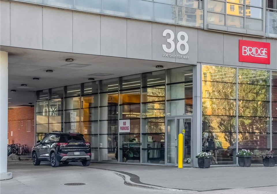 38-joe-shuster-way-toronto-ontario-40815676
