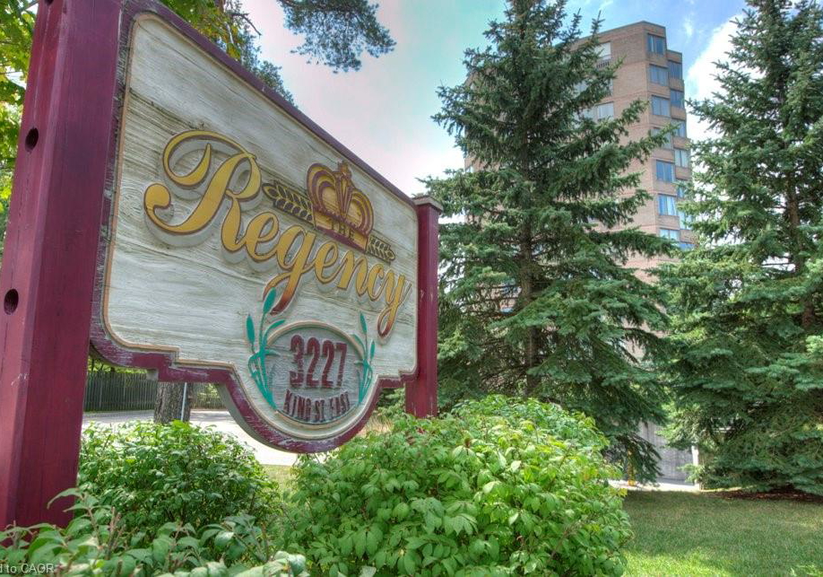 3227-king-street-e-kitchener-ontario-40815678