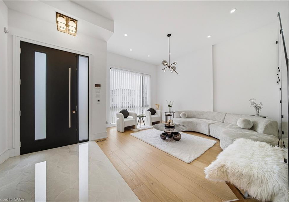 2556-glengarry-road-mississauga-ontario-40815731