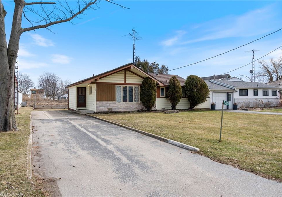 380-cedar-drive-turkey-point-ontario-40815735