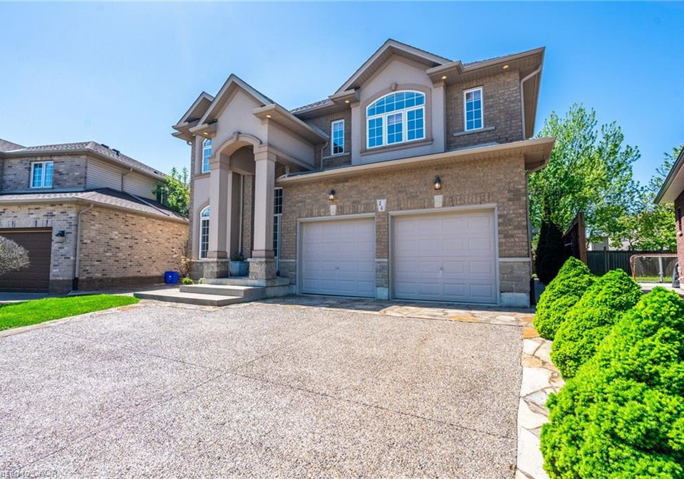 24-edgecroft-crescent-stoney-creek-ontario-40815813