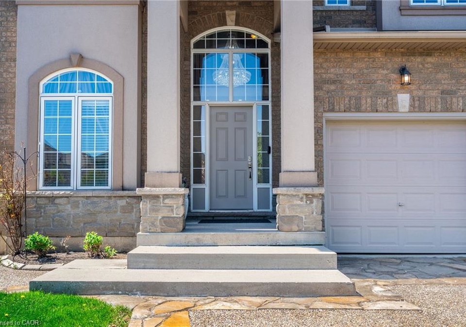24-edgecroft-crescent-stoney-creek-ontario-40815813