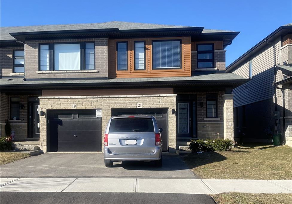 21-june-callwood-way-brantford-ontario-40815827
