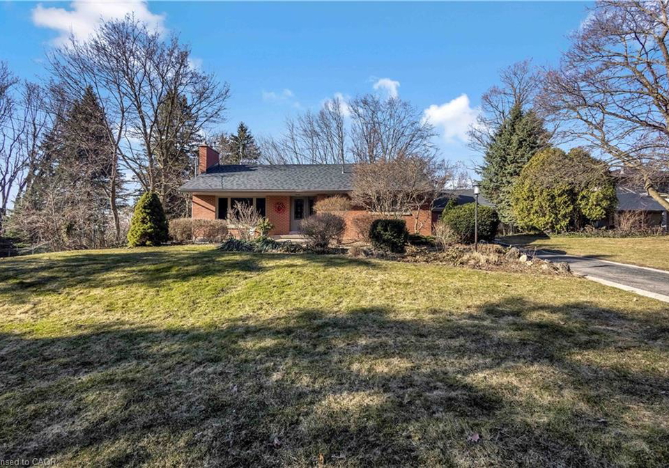 1898-waterdown-road-burlington-ontario-40815854