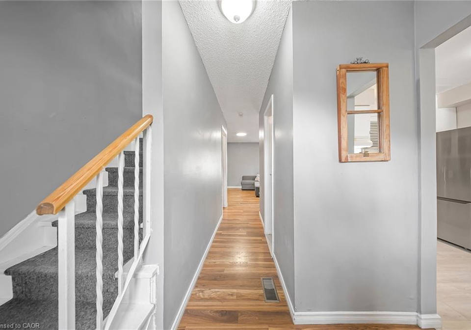 135-chalmers-street-s-cambridge-ontario-40815863