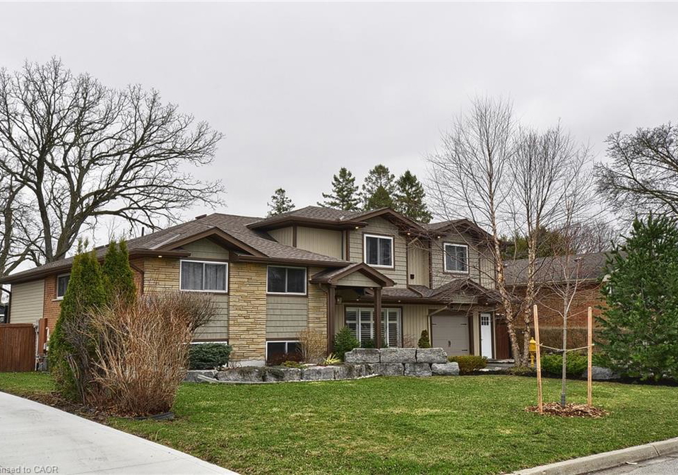 19-woodland-drive-cambridge-ontario-40815917