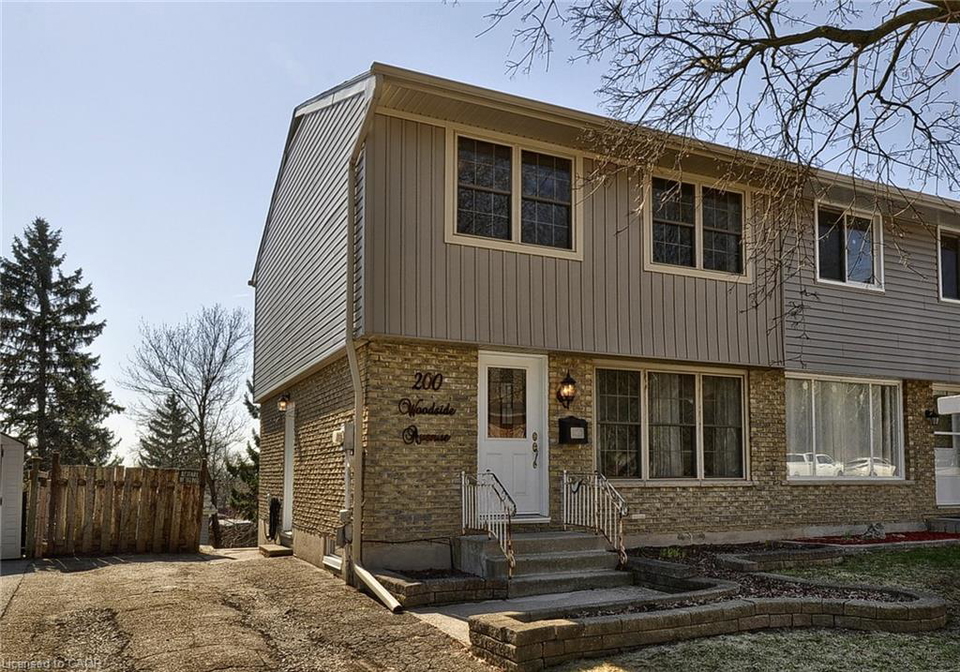 200-woodside-avenue-cambridge-ontario-40815918