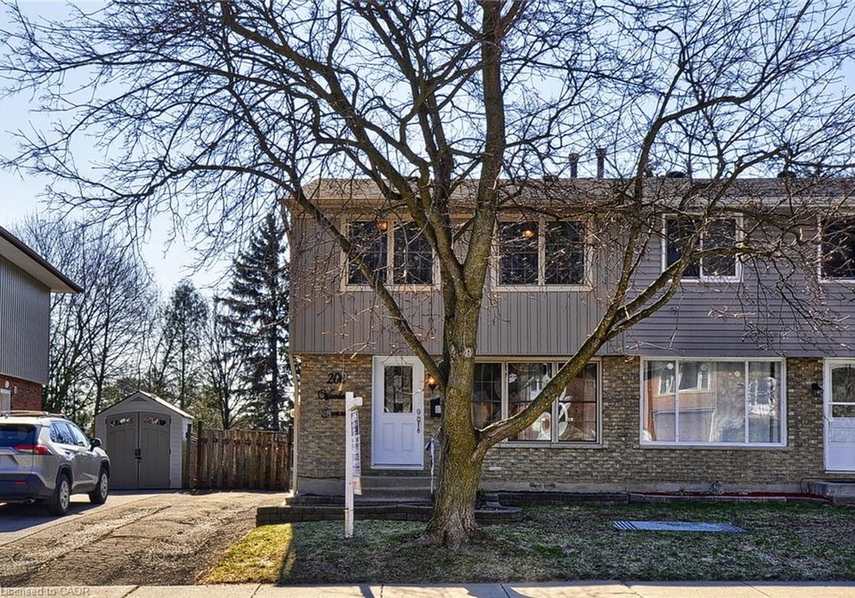 200-woodside-avenue-cambridge-ontario-40815918