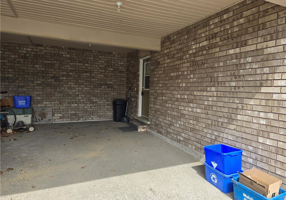 25d-griffiths-drive-paris-ontario-40815953