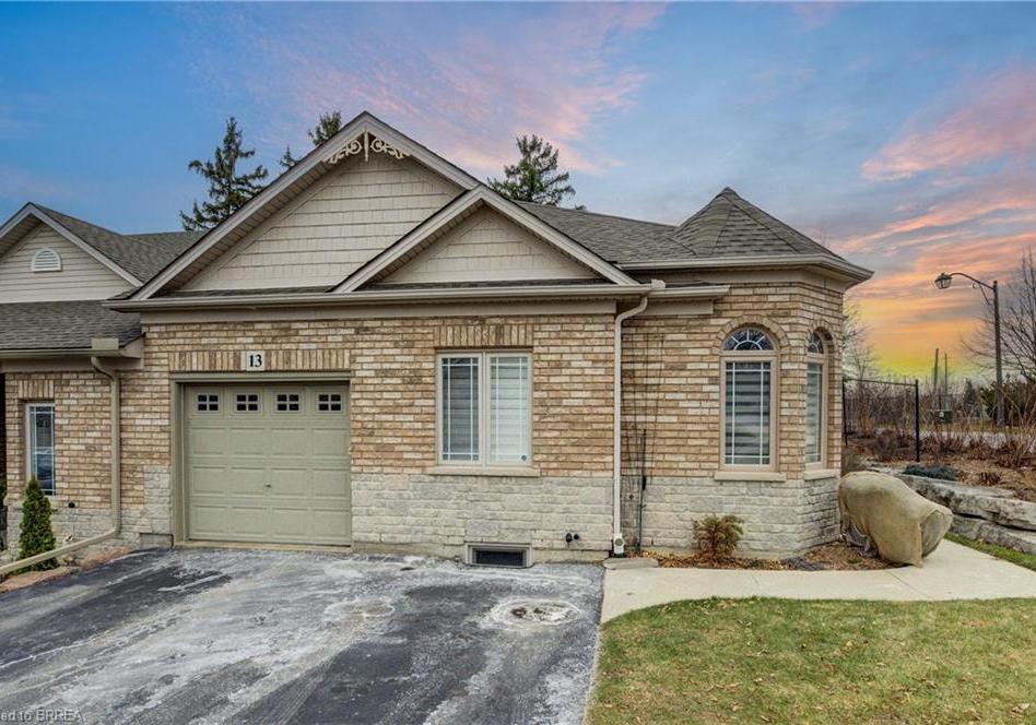 10-cobblestone-drive-paris-ontario-40815954