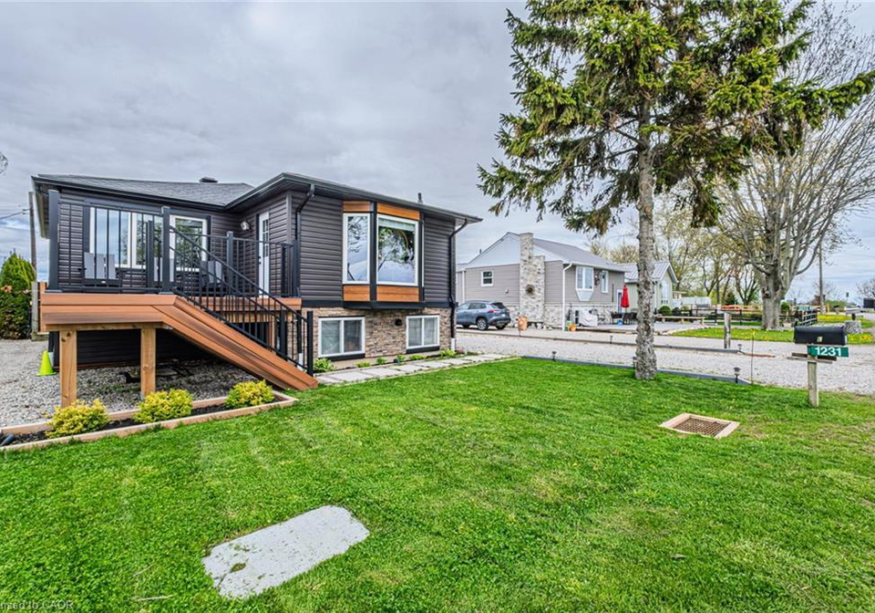 1231-lakeshore-road-selkirk-ontario-40815969