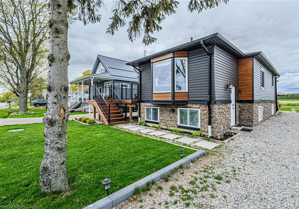 1231-lakeshore-road-selkirk-ontario-40815969