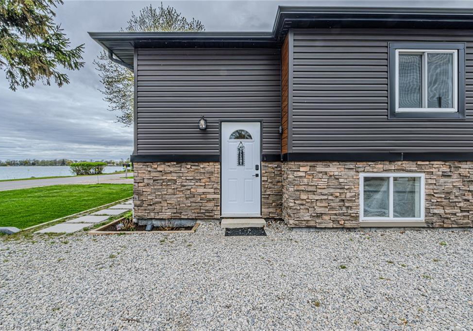 1231-lakeshore-road-selkirk-ontario-40815969