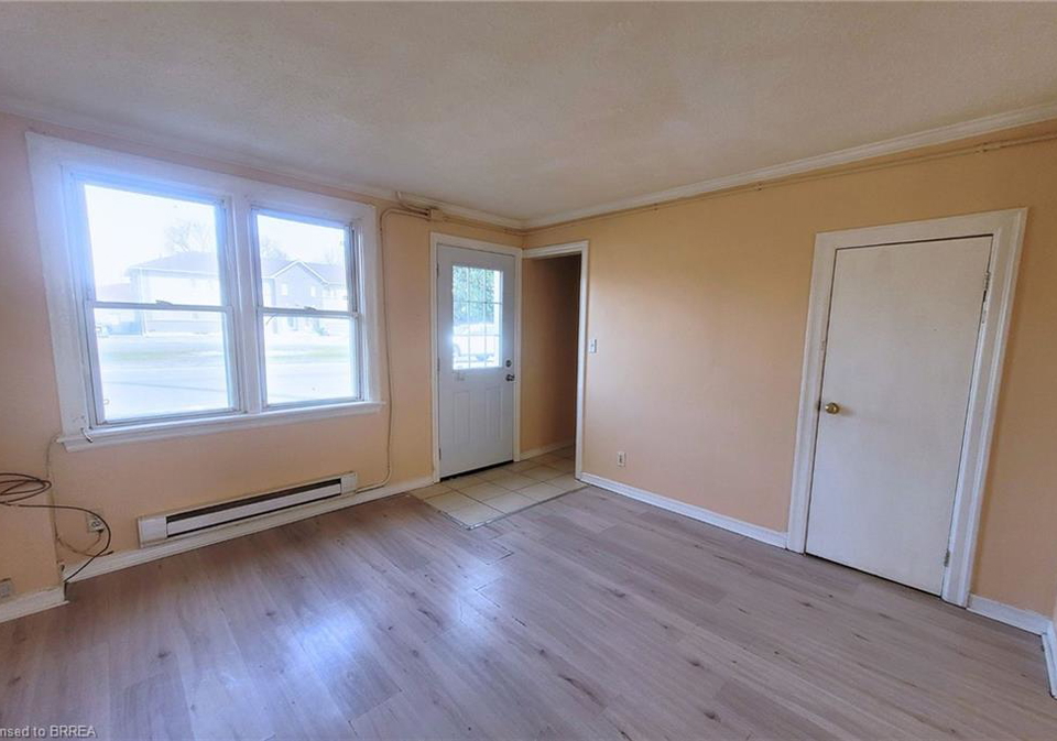 301-campbell-street-brantford-ontario-40815971