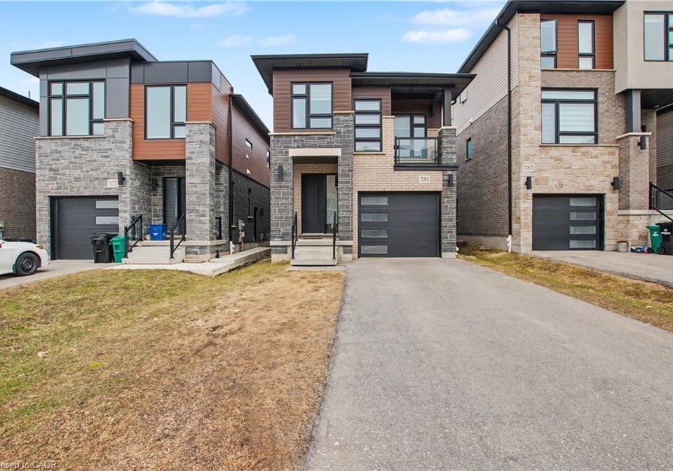 581-benninger-drive-kitchener-ontario-40815978