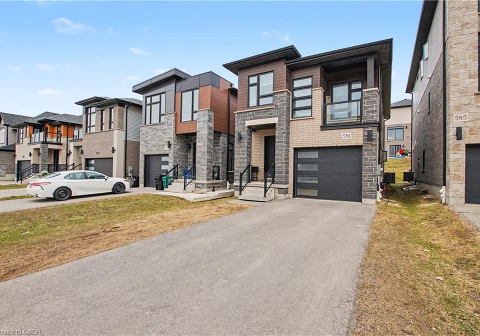 581-benninger-drive-kitchener-ontario-40815978
