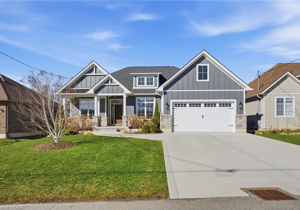 9-east-street-n-port-dover-ontario-40816022