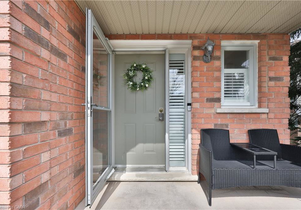 5117-st-georges-drive-beamsville-ontario-40816088