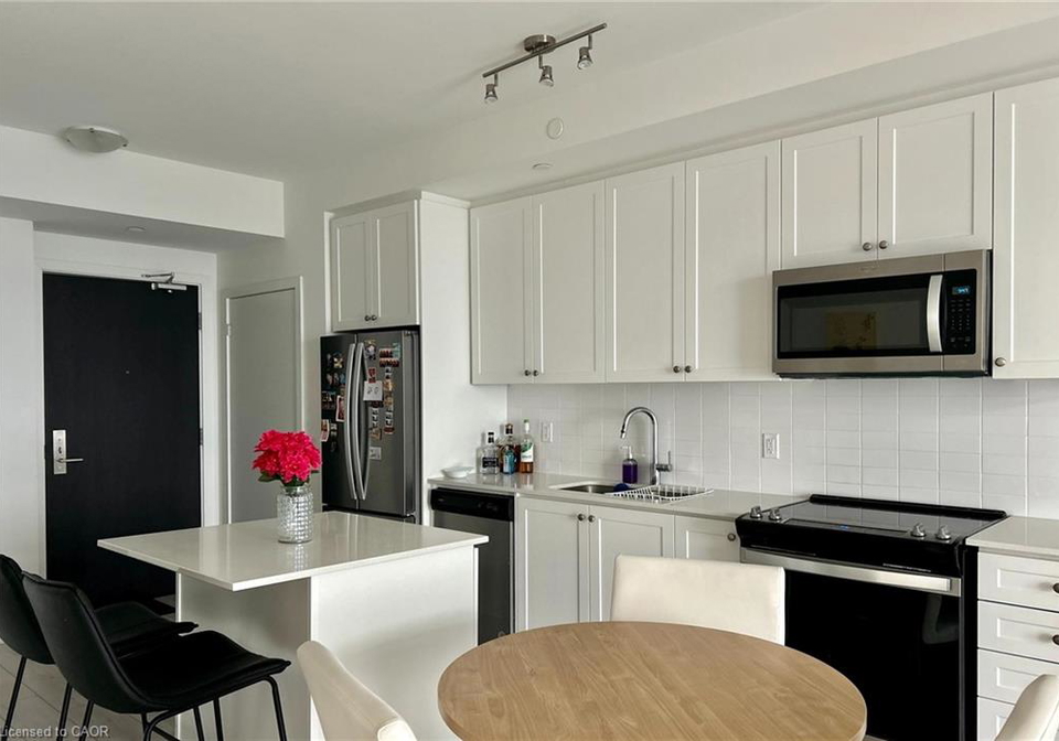 55-duke-street-w-kitchener-ontario-40816093