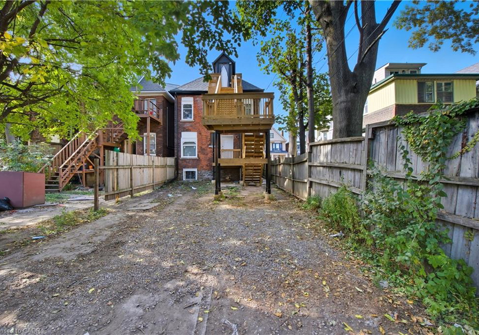 30-stirton-street-hamilton-ontario-40816101