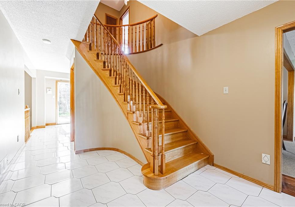 19-glenhaven-court-hamilton-ontario-40816173