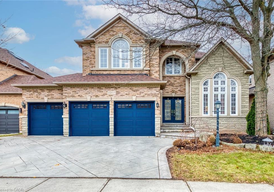2201-galloway-drive-oakville-ontario-40816208