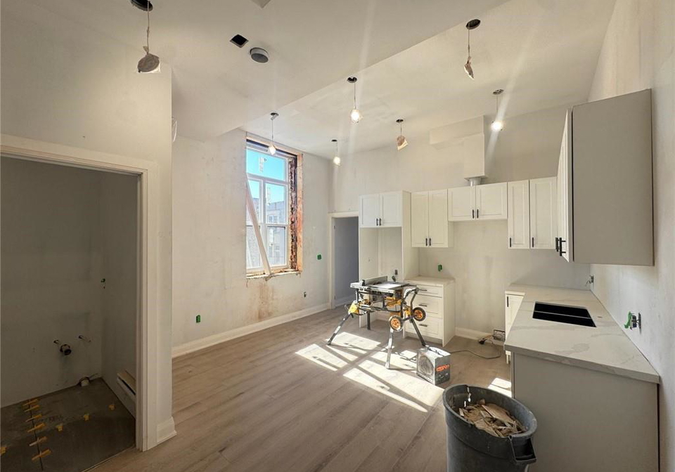 208-king-street-hamilton-ontario-40816219