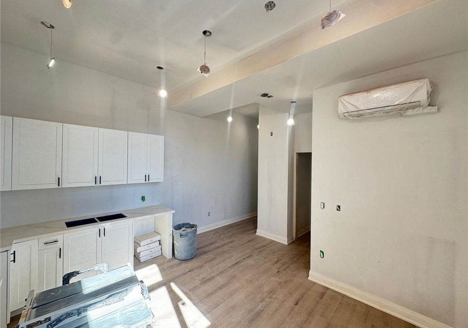 208-king-street-hamilton-ontario-40816219