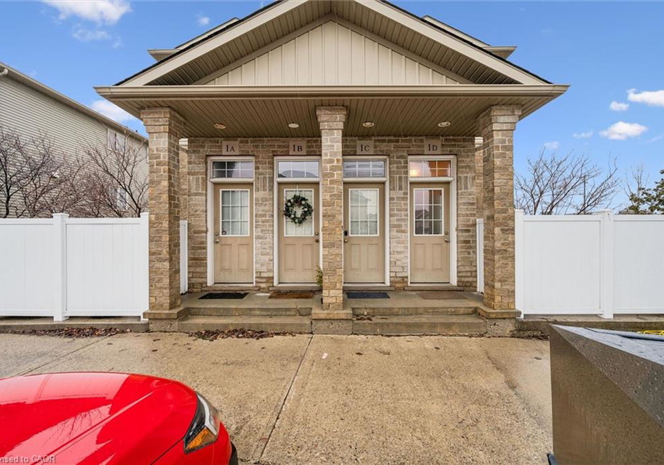 240-westmeadow-drive-kitchener-ontario-40816222