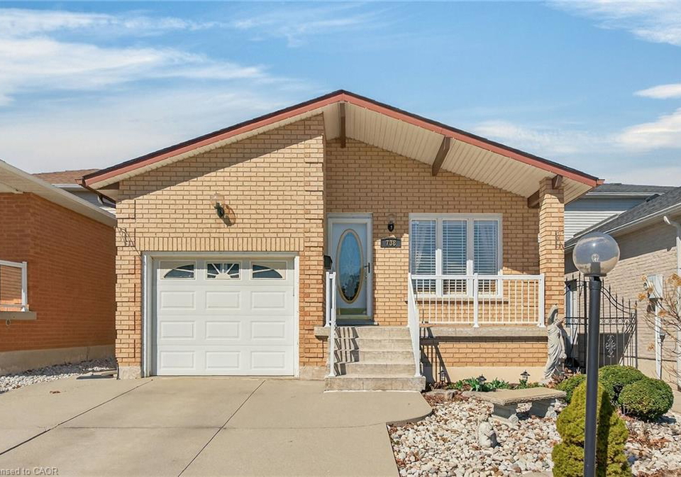 738-upper-kenilworth-avenue-hamilton-ontario-40816223