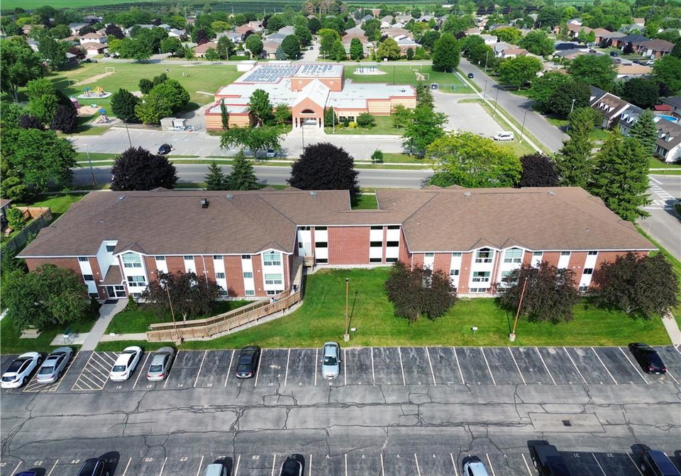 60-donly-drive-s-simcoe-ontario-40816250