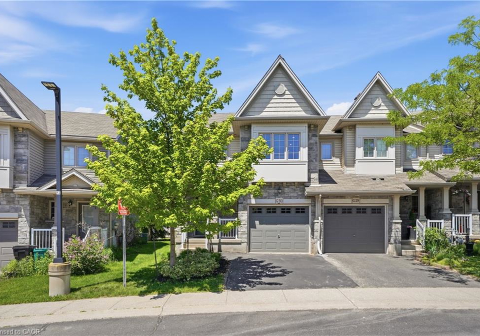 7-upper-mercer-street-kitchener-ontario-40816259