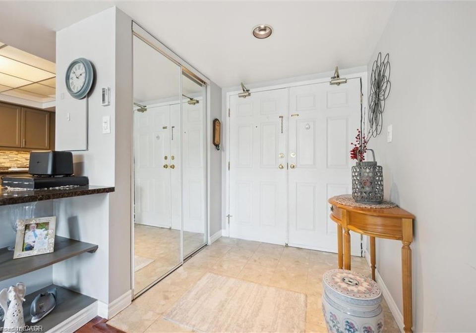 3267-king-street-e-kitchener-ontario-40816280