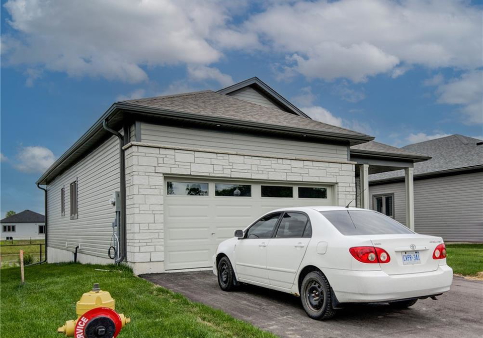 129-ellen-street-north-perth-ontario-40816299