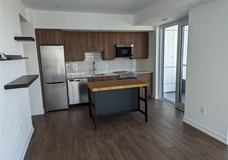 15-wellington-street-s-kitchener-ontario-40816319