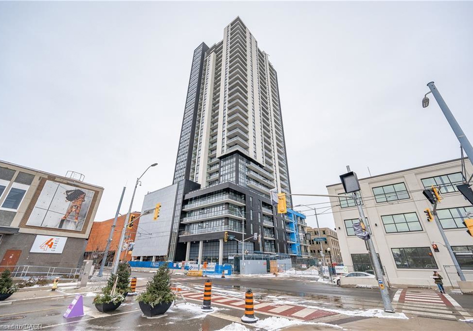60-charles-street-w-kitchener-ontario-40816325